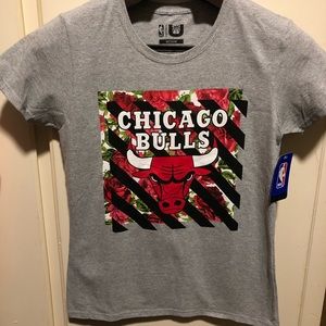NBA Chicago Bulls T-shirt Size Medium New W/ Tags